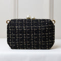CLUTCH BOLSA PRETA LUXO TRAMA FECHO DUPLO PEROLAS