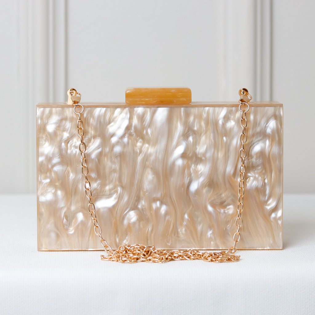 CLUTCH MADREPÉROLA RETANGULAR ACRÍLICO IMITAÇÃO FECHO RETANGULAR
