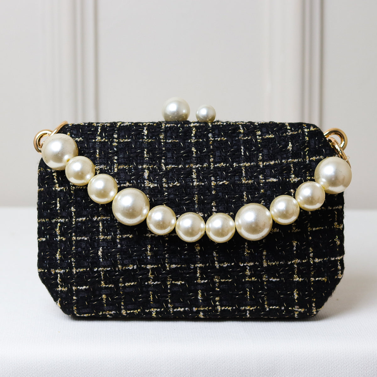 CLUTCH BOLSA PRETA LUXO TRAMA FECHO DUPLO PEROLAS