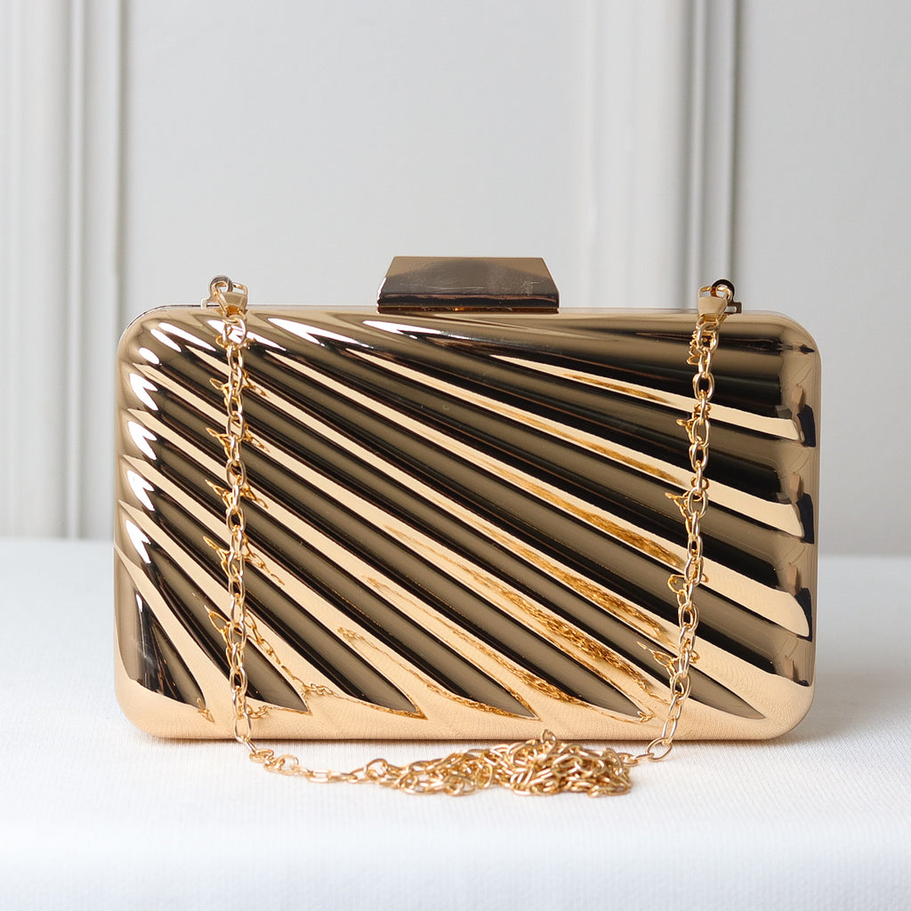 CLUTCH METALIZADA GEOMETRICA ONDULADA FORMATO RETANGULAR