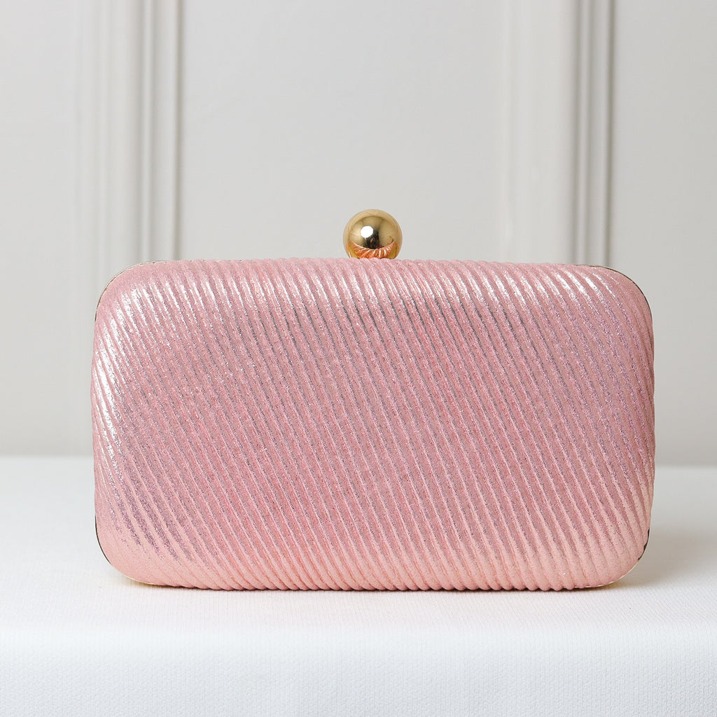 CLUTCH BRILHO TEXTURA LINHAS LADO FORMATO RETANGULAR FECHO ESFERA