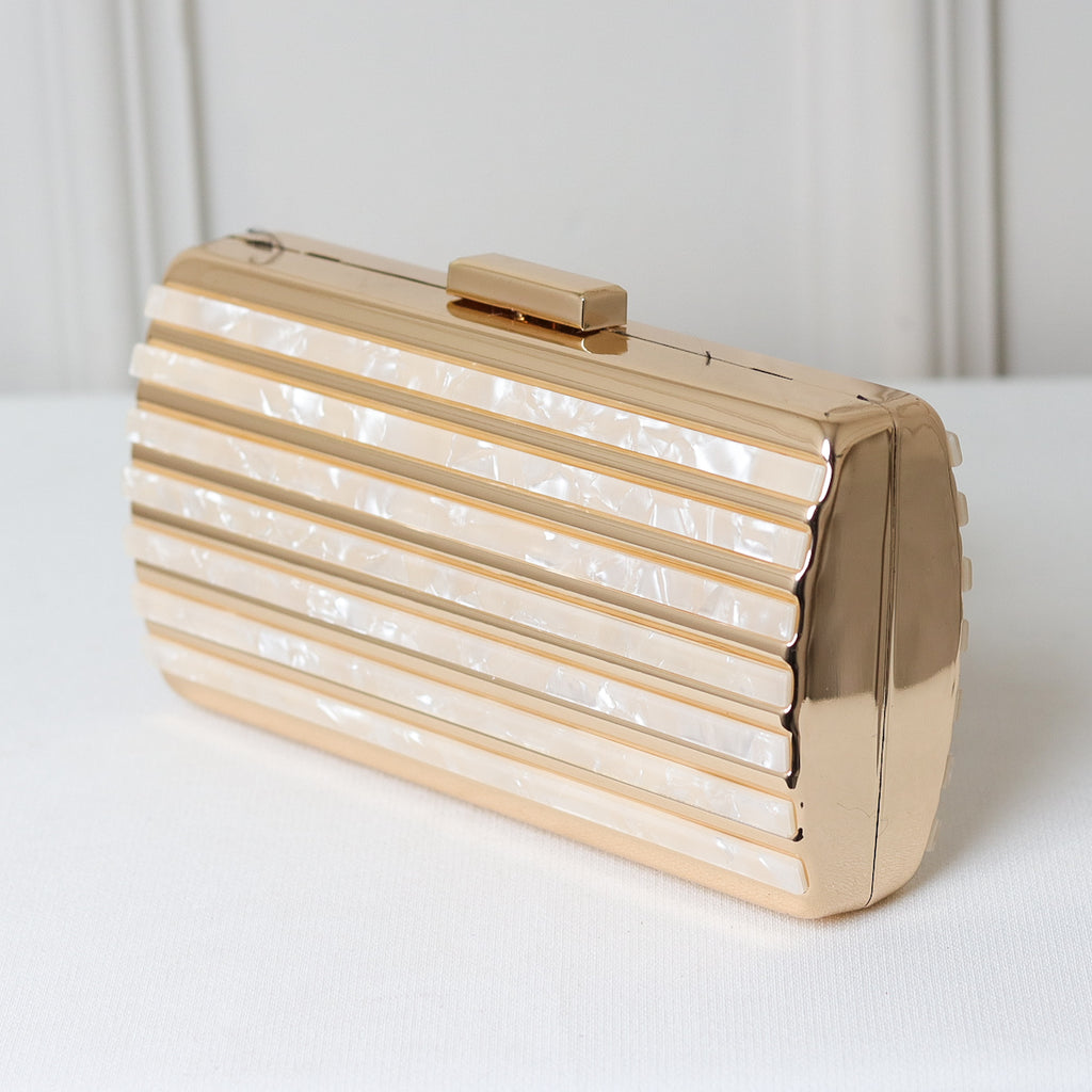 CLUTCH MADREPEROLA NUDE LINHAS FRENTE ACRILICO RETANGULAR