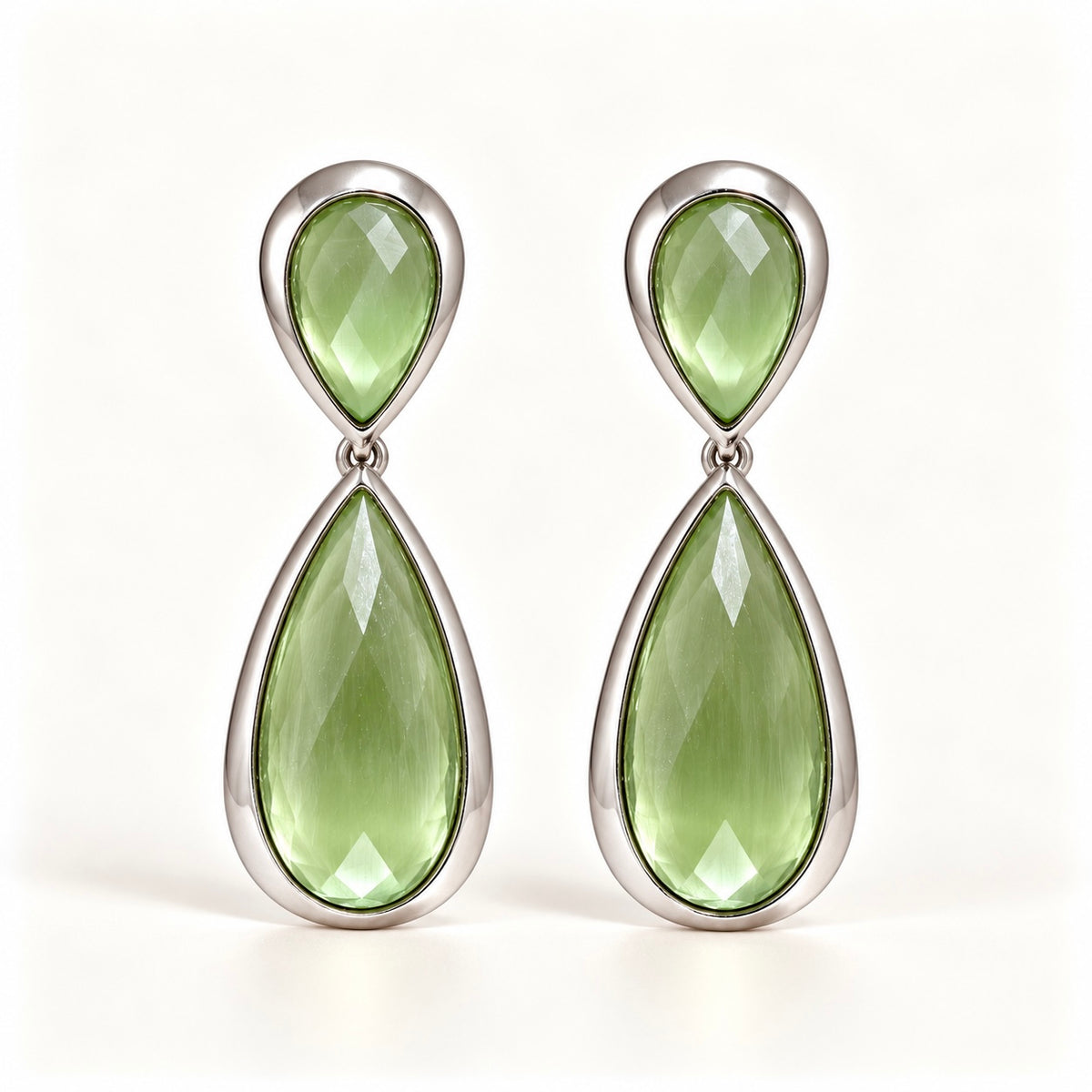 BRINCO FESTA VERDE CLARO CRISTAL FORMATO GOTA