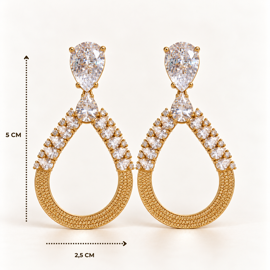 BRINCO FESTA DOURADO CRAVEJADO ZIRCÔNIA GOTA VAZADO