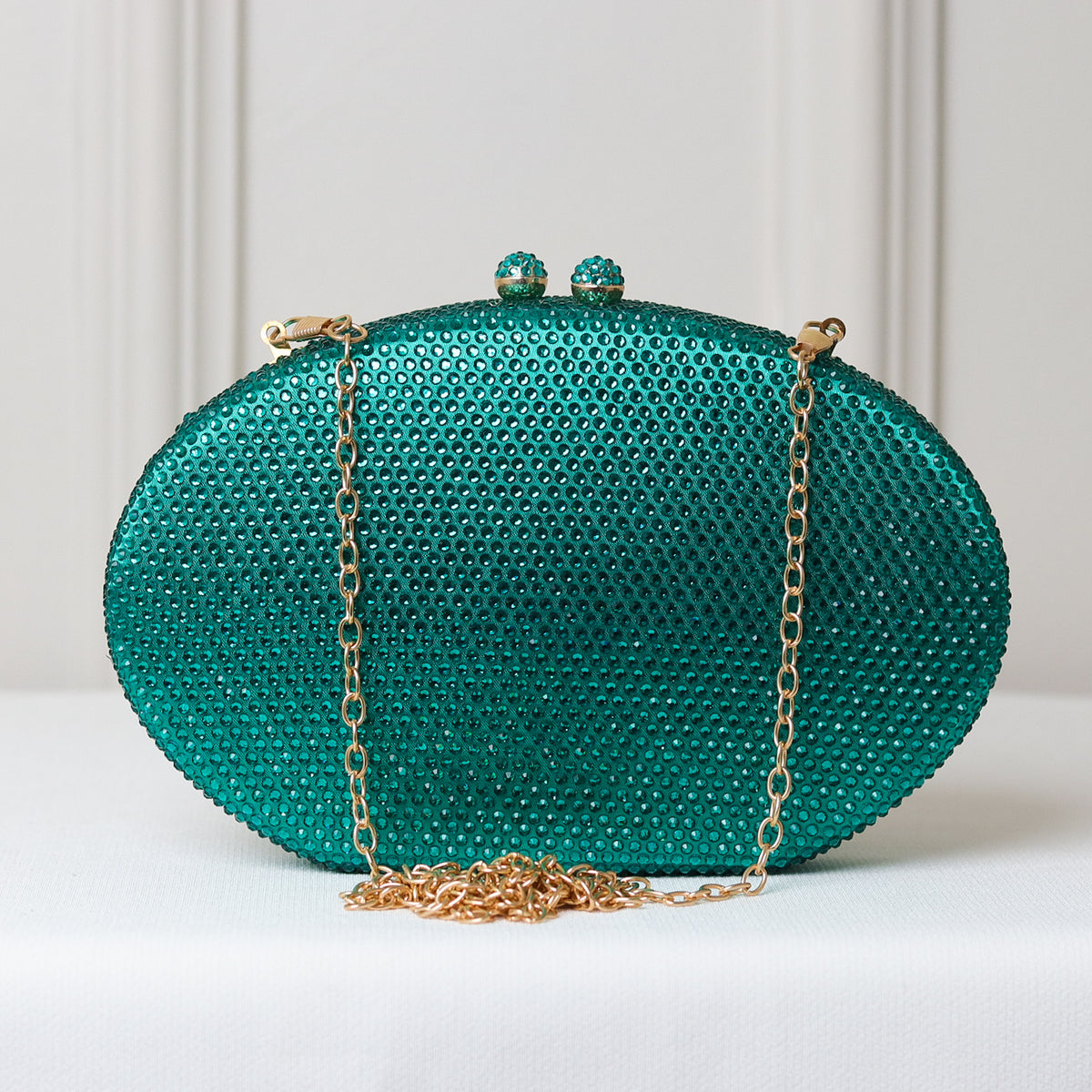 CLUTCH BRILHO STRASS FORMATO OVAL FECHO ESFERA DUPLA