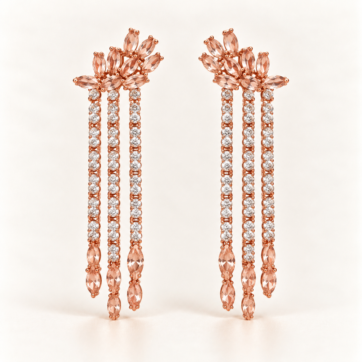 BRINCO FESTA ROSÉ CASCATA TRIPLA ZIRCONIAS