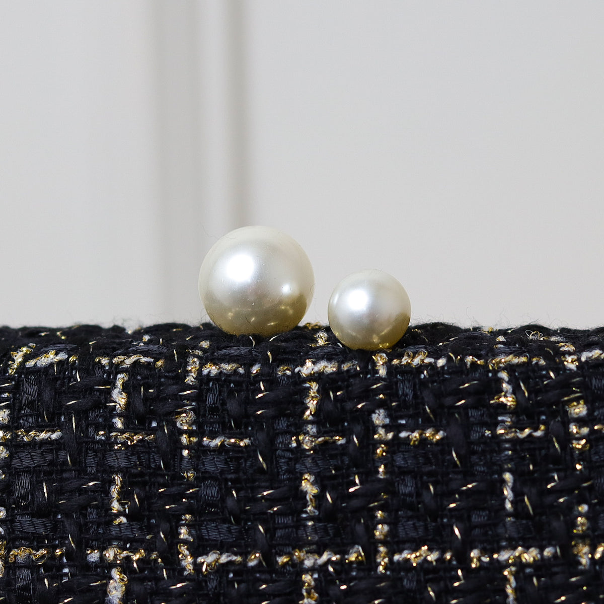 CLUTCH BOLSA PRETA LUXO TRAMA FECHO DUPLO PEROLAS