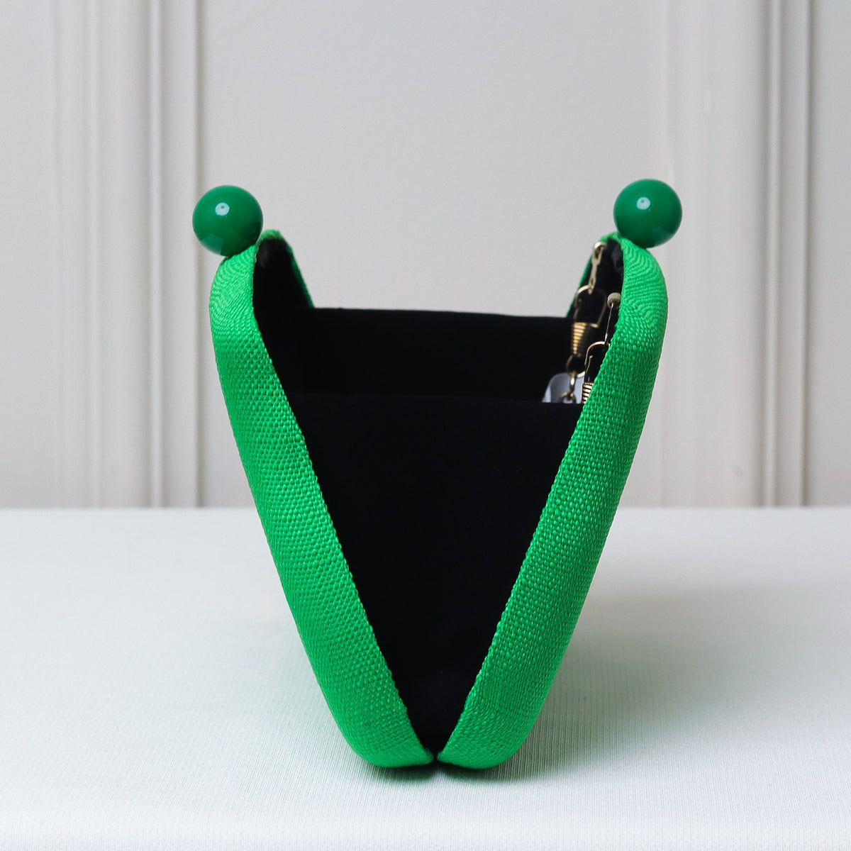 CLUTCH VERDE TECIDO LINHO FORMATO RETANGULAR PONTA FECHO DUPLO ESFERA