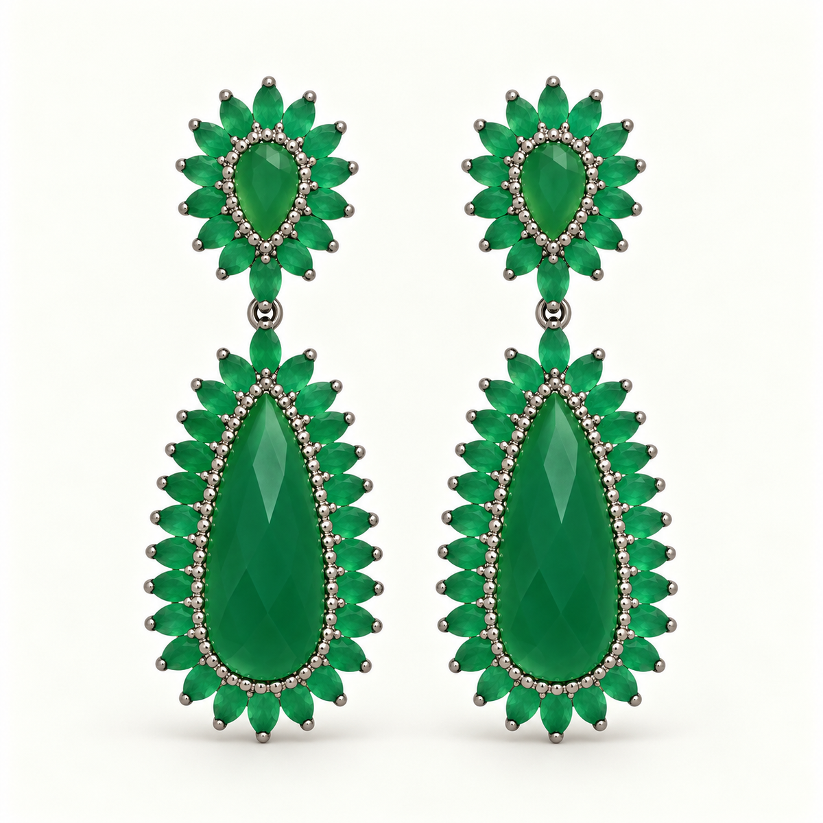 BRINCO FESTA VERDE CRISTAL LUXO CRAVEJADO GOTA