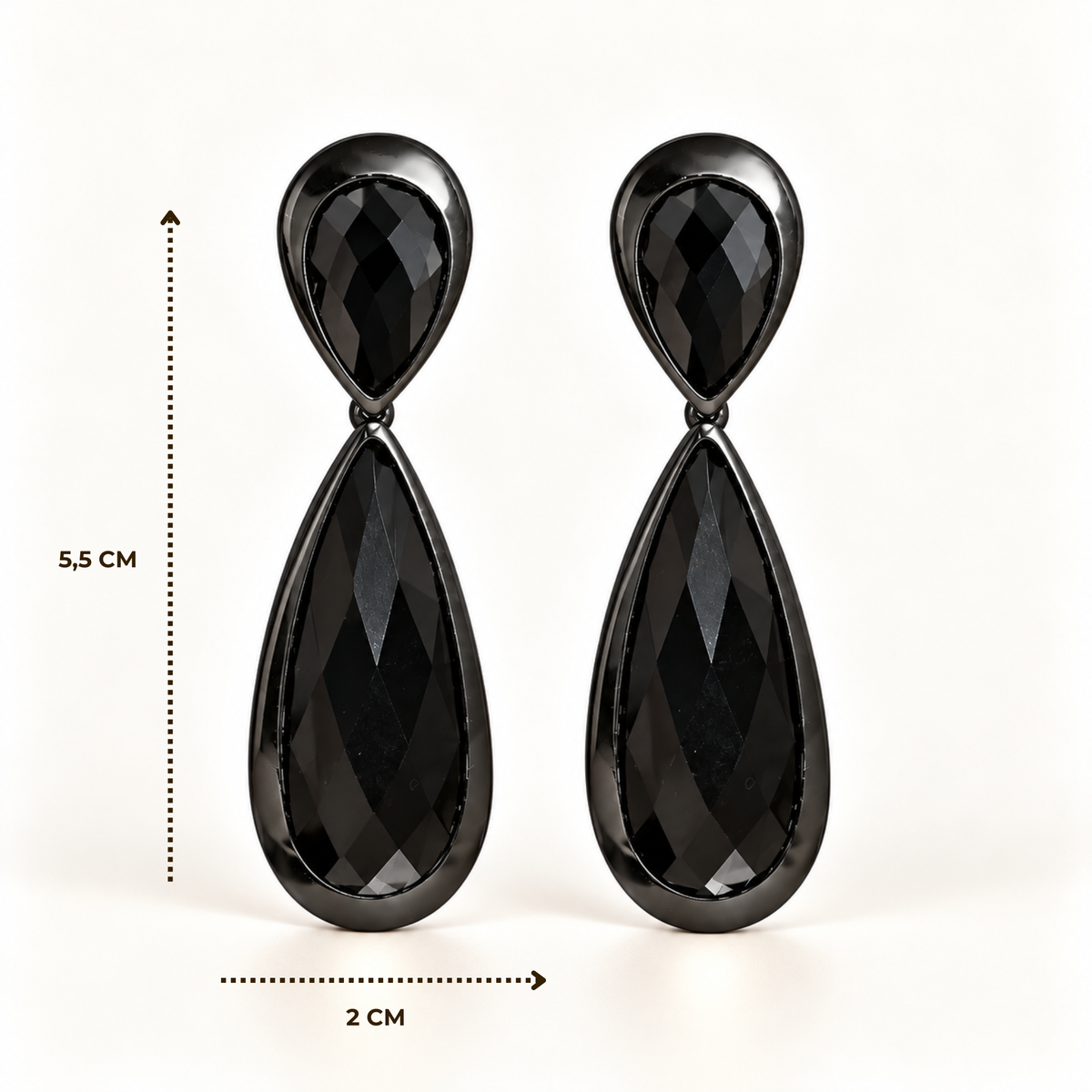 BRINCO FESTA PRETO CRISTAL LUXO GOTA