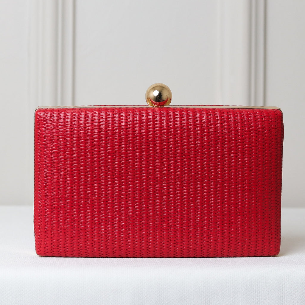 CLUTCH VERMELHA LISA TEXTURA PONTILHADA
