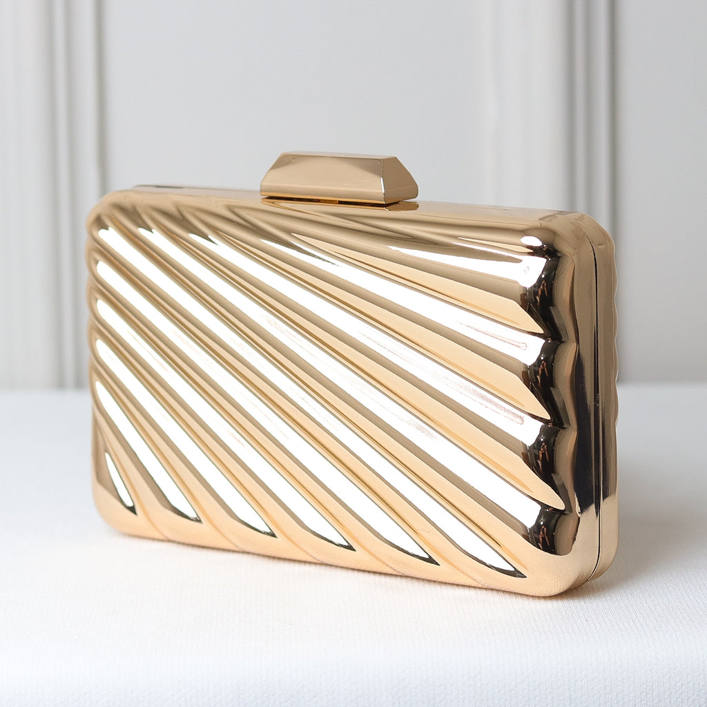 CLUTCH METALIZADA GEOMETRICA ONDULADA FORMATO RETANGULAR