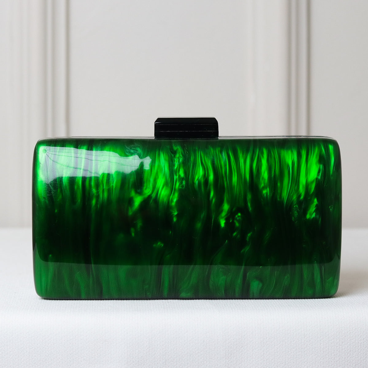 CLUTCH MADREPÉROLA ACRÍLICO IMITAÇÃO FECHO RETANGULAR