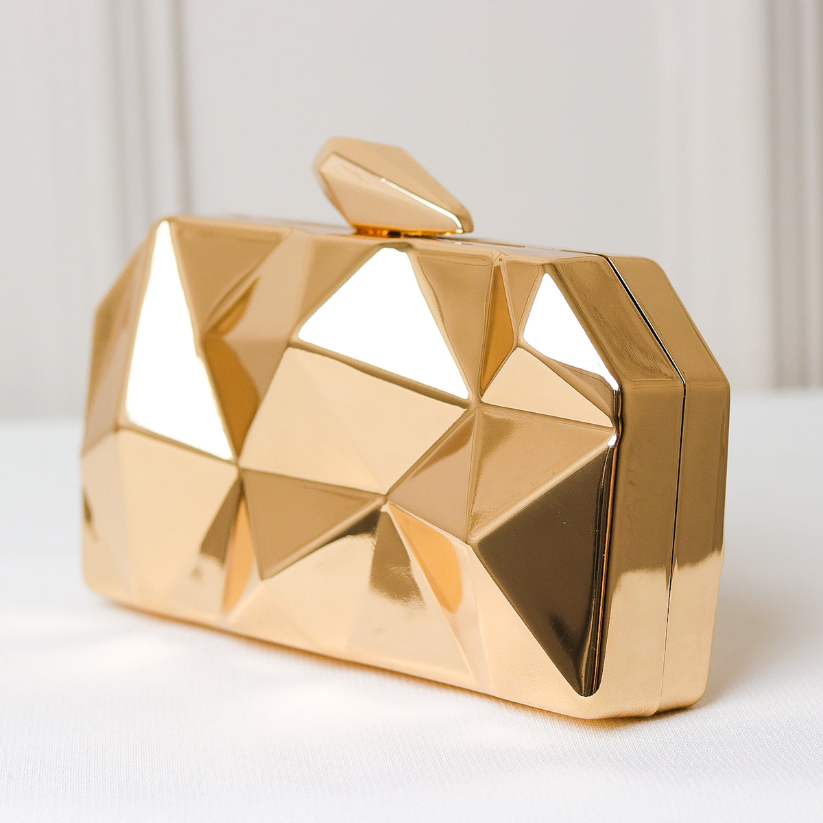 CLUTCH METALIZADA GEOMETRICA FORMATO RETANGULAR
