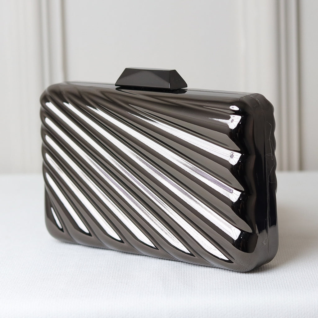 CLUTCH METALIZADA GEOMETRICA ONDULADA FORMATO RETANGULAR