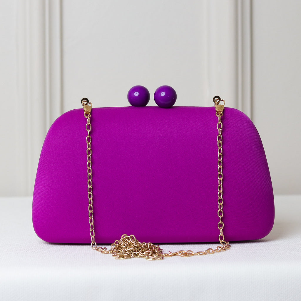 CLUTCH ROXA LISA TECIDO FORMATO PONTA FECHO ESFERA DUPLA