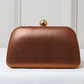 CLUTCH LISA TEXTURA FORMATO RETANGULAR PONTA ARREDONDADA