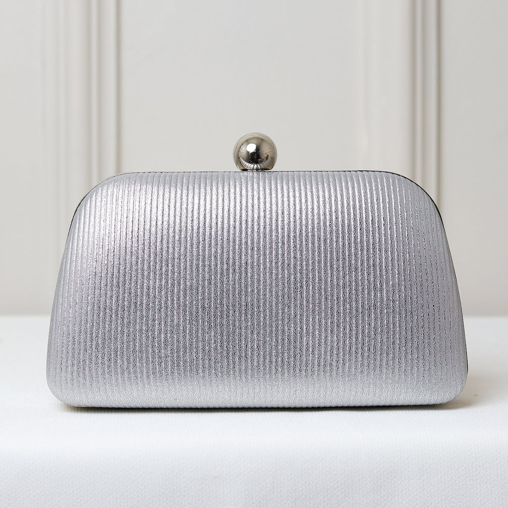 CLUTCH LISA TEXTURA FORMATO RETANGULAR PONTA ARREDONDADA