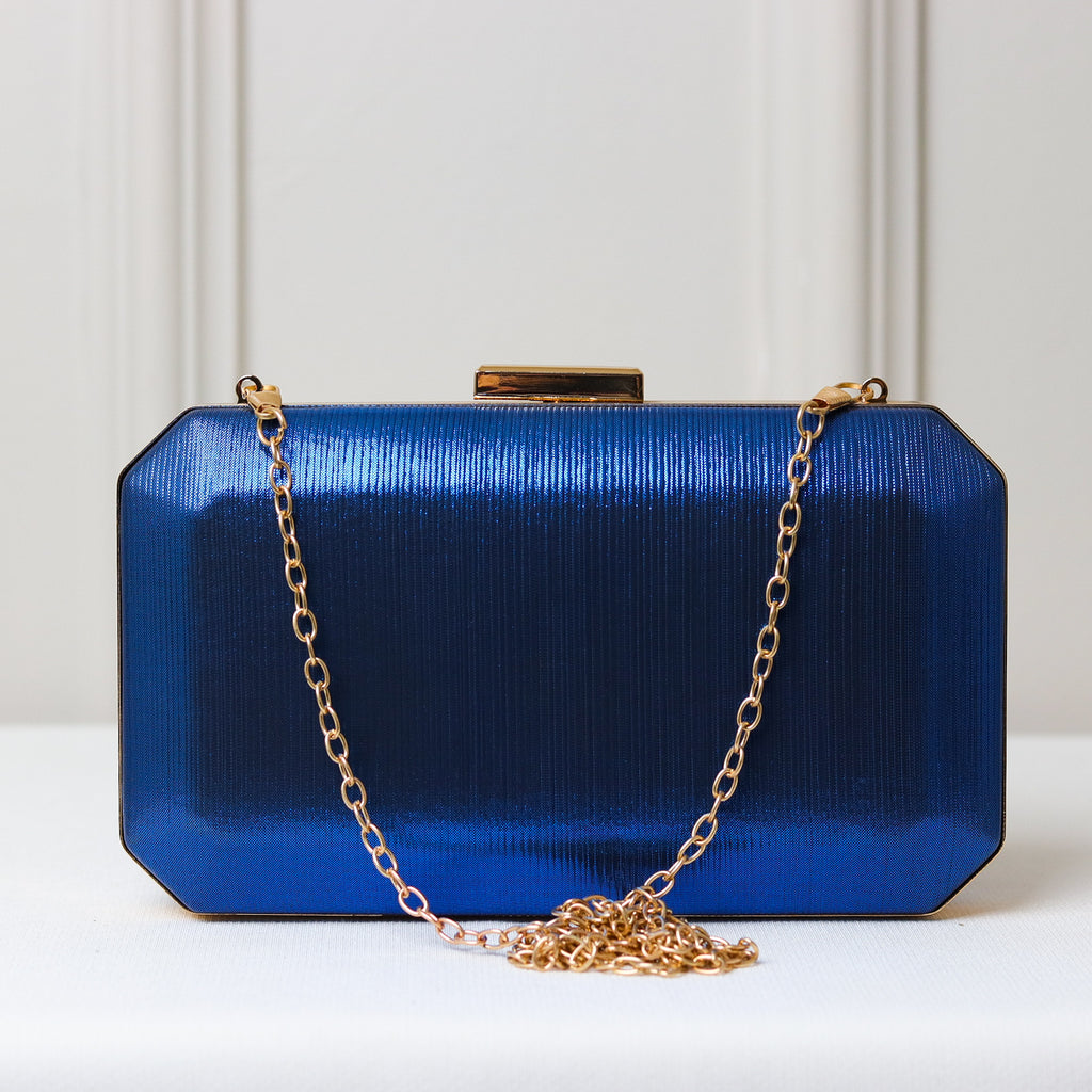 CLUTCH AZUL BRILHO LINHAS RETANGULAR FECHO RETO