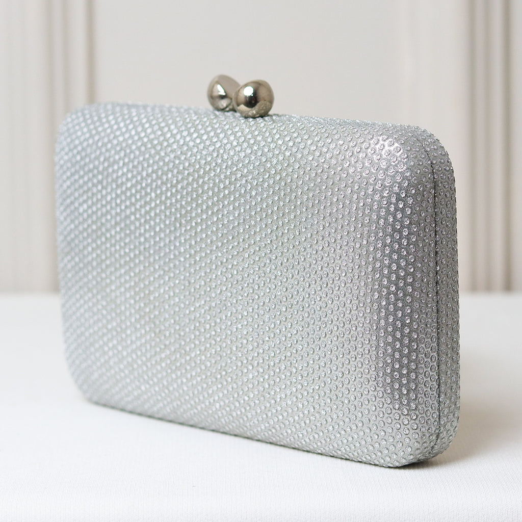 CLUTCH BRILHO FORMATO RETANGULAR FECHO MEIA ESFERA