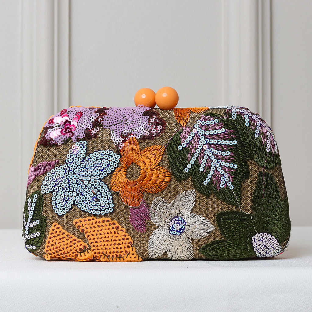 KIT FESTA: CLUTCH BORDADA LARANJA + BRINCO FESTA GOTA LARANJA