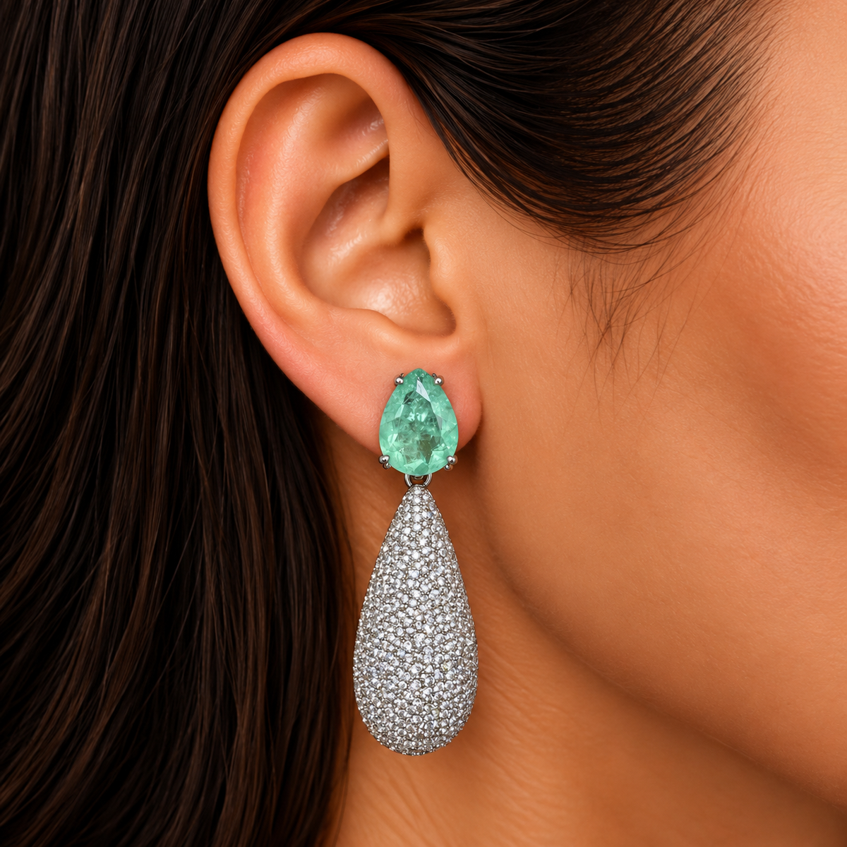 BRINCO FESTA TURQUESA CRAVEJADO DETALHE BASE ZIRCONIA GOTA