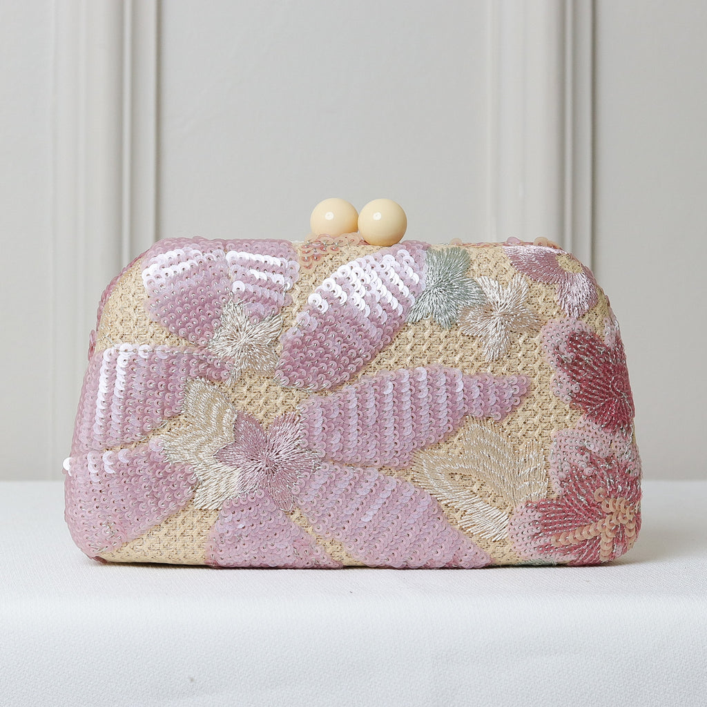 CLUTCH BORDADA FLORES FORMATO RETANGULAR CURVO FECHO ESFERA DUPLA