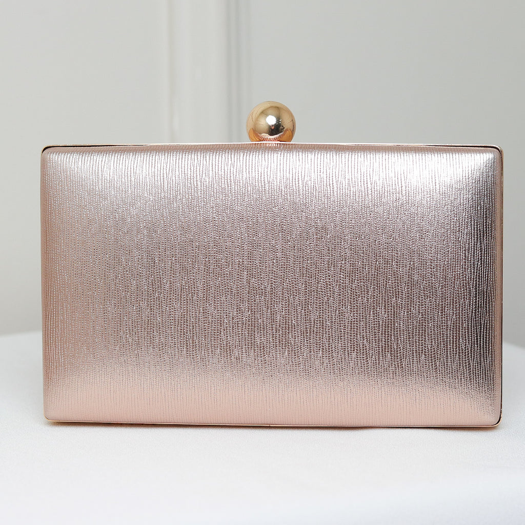 CLUTCH TEXTURA LINHAS FORMATO RETANGULAR FECHO ESFERA