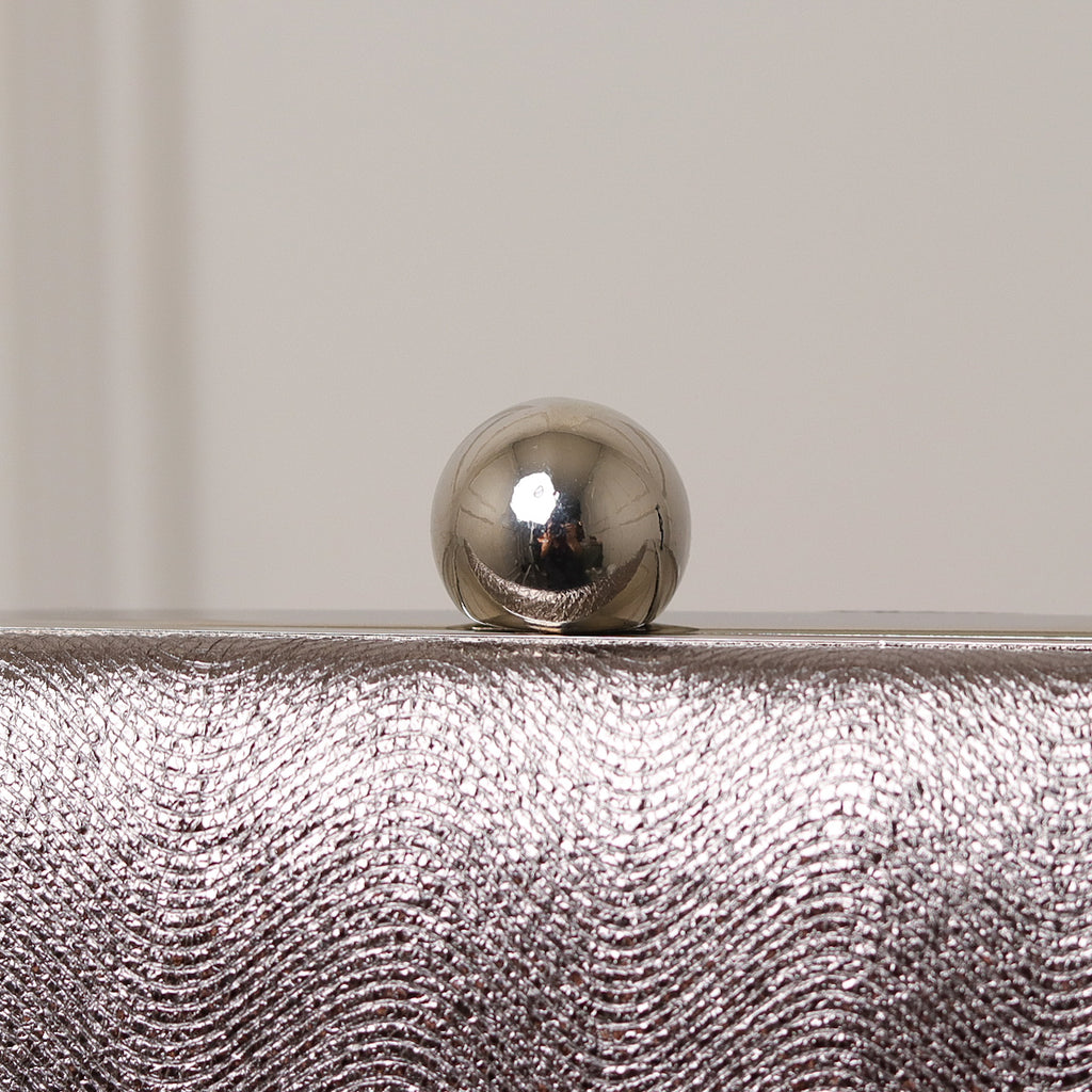 CLUTCH TEXTURA LINHAS FORMATO RETANGULAR FECHO ESFERA