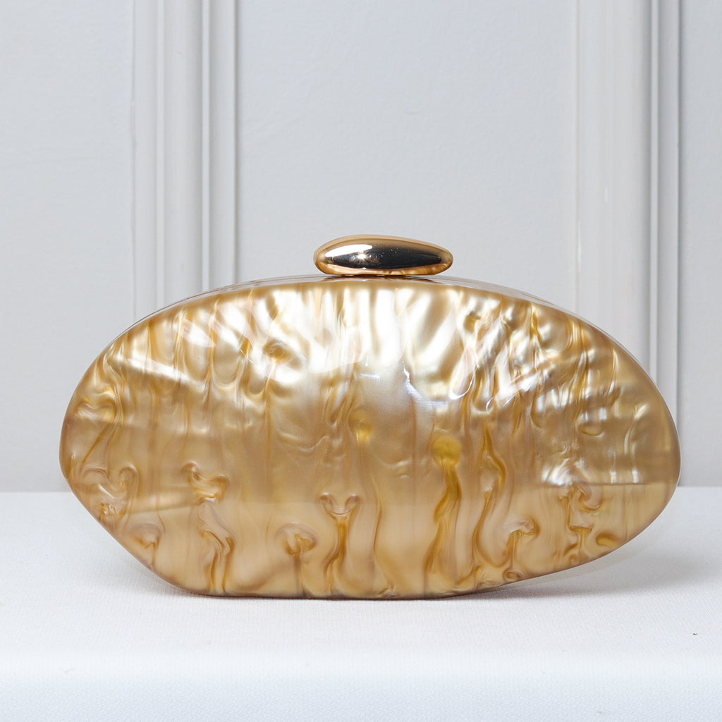 CLUTCH OVAL ACRÍLICO MADREPEROLA FECHO DOURADO