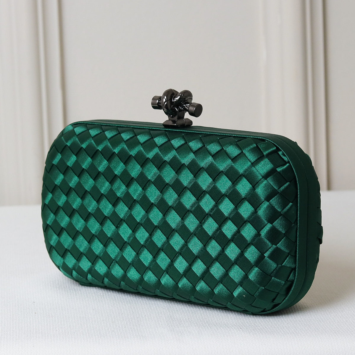 CLUTCH RETANGULAR TECIDO XADREZ FECHO NÓ