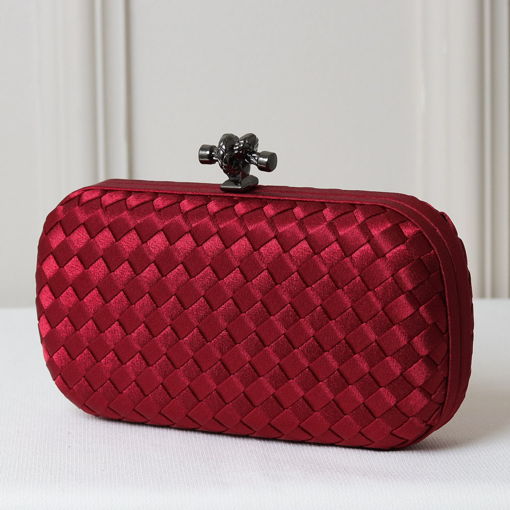 CLUTCH RETANGULAR TECIDO XADREZ FECHO NÓ
