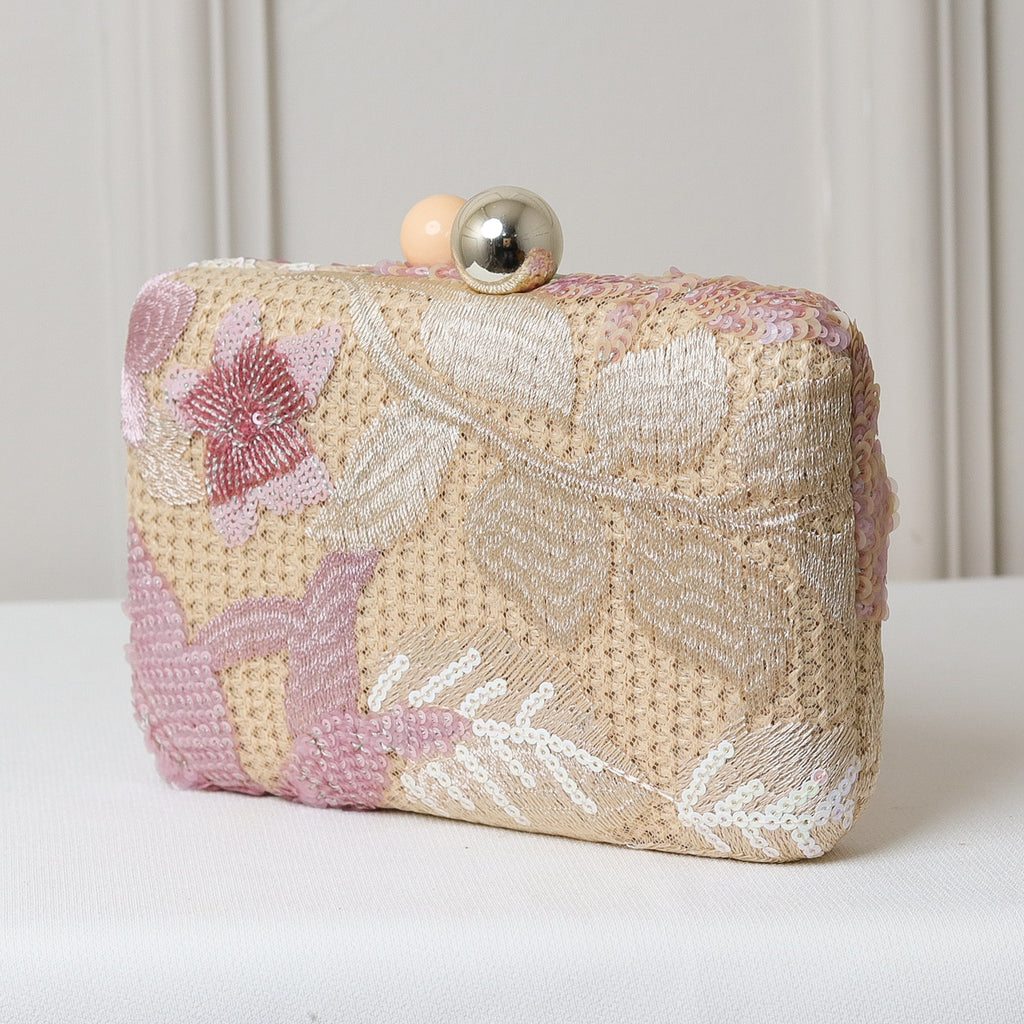 CLUTCH BORDADA FLORES FORMATO RETANGULAR FECHO ESFERA DUPLA BICOLOR