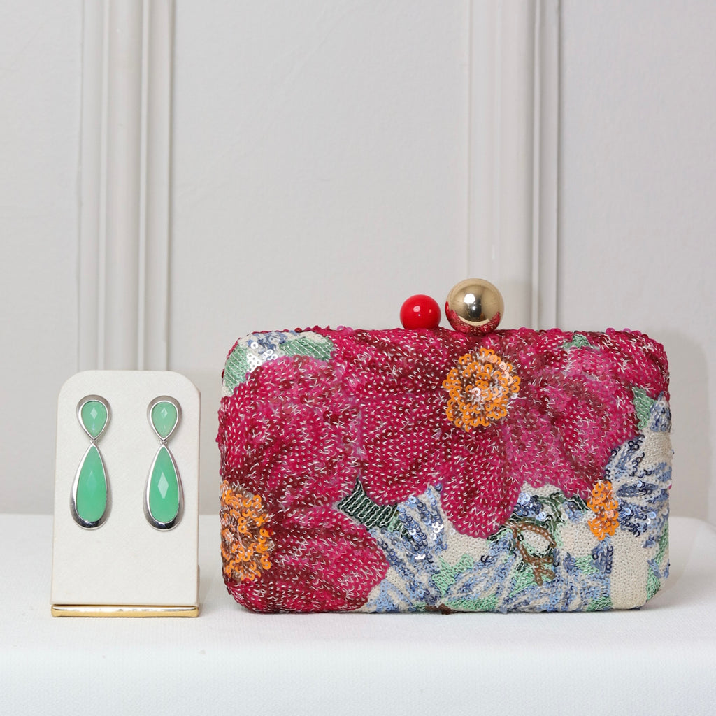 KIT FESTA: CLUTCH BORDADA COLORIDA + BRINCO FESTA GOTA VERDE