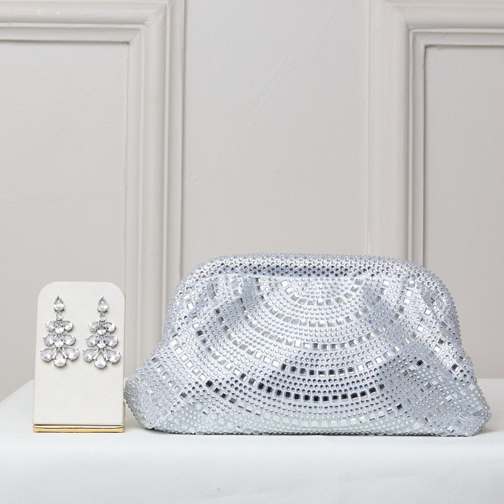 KIT FESTA: CLUTCH BRILHO PRATA + BRINCO FESTA PRATA