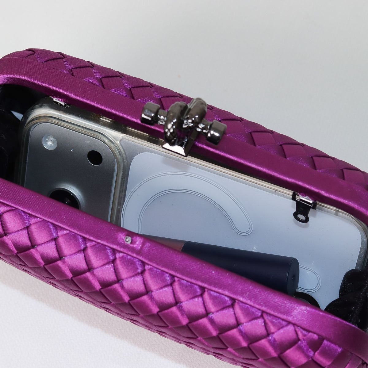 KIT FESTA: CLUTCH ROXA + BRINCO FESTA ROXO