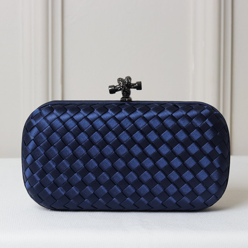 KIT FESTA: CLUTCH  TECIDO AZUL + BRINCO FESTA GOTA AZUL